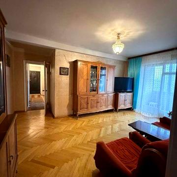 Здам 4-х кімн. кв-ру , м.Лівобережна,вул.Плеханова 4а (12000 грн) :