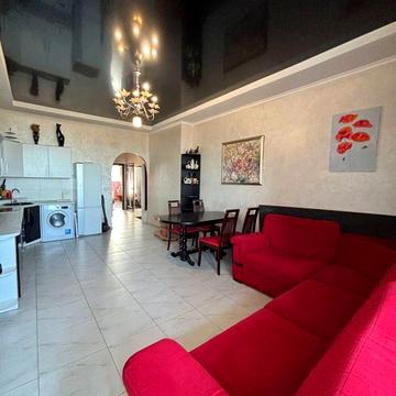 Базарна вул., 5