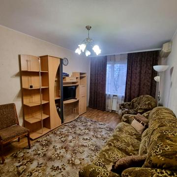 Прирічна вул., 5