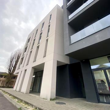 Олександра Митрака вул., 10