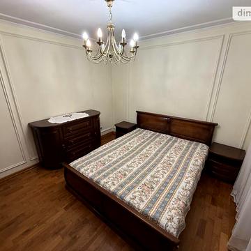 Довгострокова оренда 3к Квартира Квітки Цісик (Ломоносова Михайла) вулиця