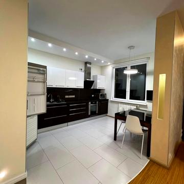 Володимира Івасюка просп. (Героїв Сталінграду), 4-А