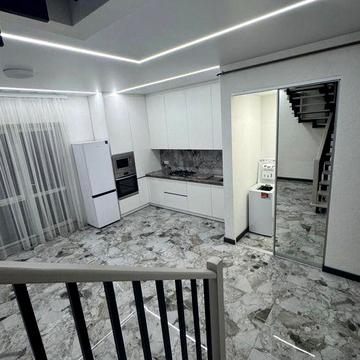 ОРЕНДА таунхаусу на перемичці