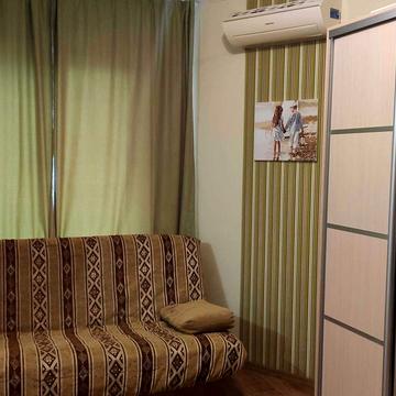 Милославська вул., 2