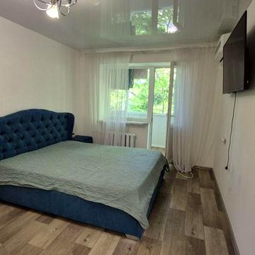 Здам квартиру на Варненська 14