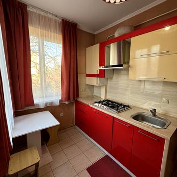 Коцюбинського вул., 9