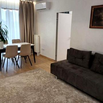 Продам 2 кімнатну квартиру в новобудові.