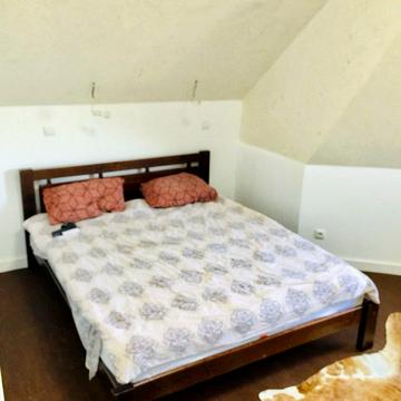 Чернігівська вул., 10