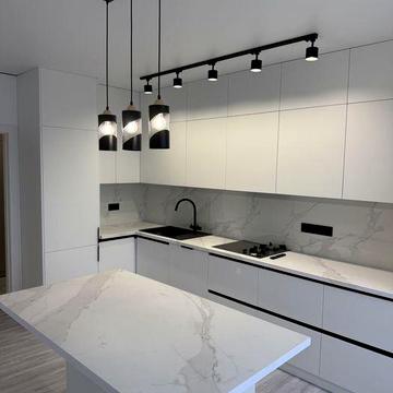 2-кімнатна з ремонтом біля озера — перша здача!