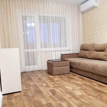 Героїв Національної Гвардії України просп., 67