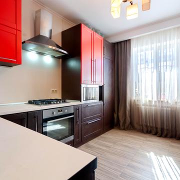 Лесі Українки вул., 6