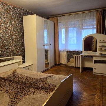 Академіка Філатова вул., 92/2