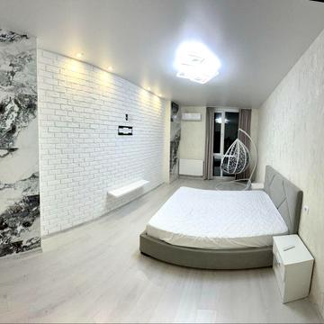 Можна з тваринами. 1 к. в елітному ЖК «Лісопарковий», панорамний вид.