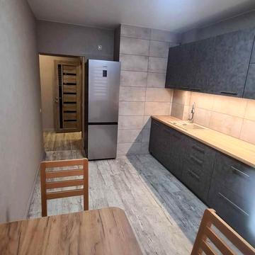 Польова вул., 73