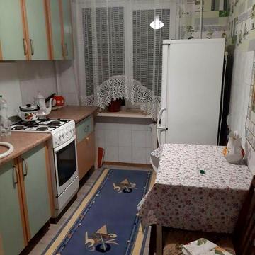 Сдам 2 ком квартиру на Махачкалинской