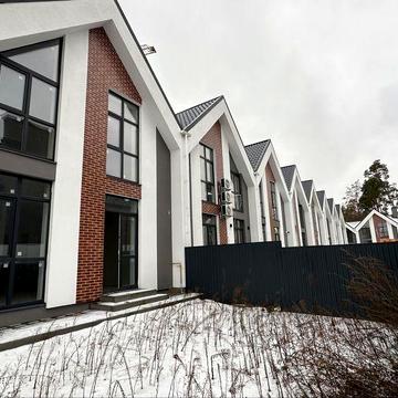 Продам такнхаус за низом ринку