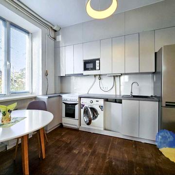 Квартира в центрі все працює без електрики