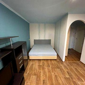 Продам простору 1-кімнатну квартиру ж/м Тополя вул.Тополина 14