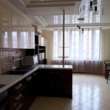 Здам 2 кімнатну квартиру в Соломянському районі  (вул. Ніжинська 5)