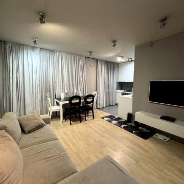 Оренда квартири на Київській Набережній