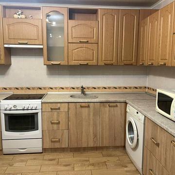 Сдам в аренду 3 комн. квартиру, ул. Ак. Богомольца, NP