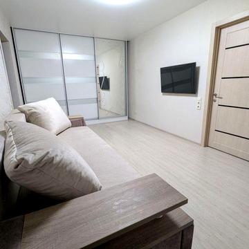 Сдам свою кв порядній Дівчині / Жінці - Бориспіль