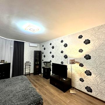 Бориса Гмирі вул., 8-Б