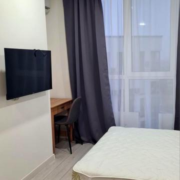 Центральна вул., 21