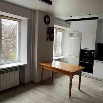 Оренда 3-кімнатної квартири Дніпробуд , від власника.