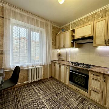 Кулика і Гудачека вул. (Макарова), 46