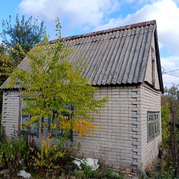 Сдам дачний домик в городе  можно под склад вещей.Вода и туалет во дво
