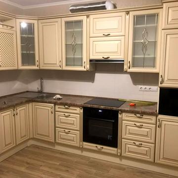 Метрологічна вул., 56