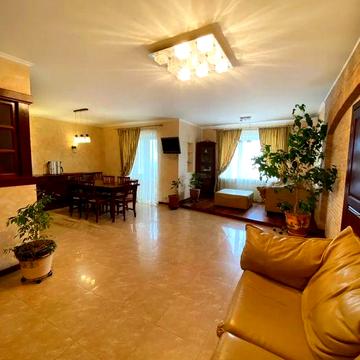 3к 100м2 Ревуцького,5 м. Харківська, Позняки, драгоманова, ахматової