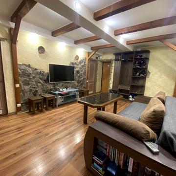 Продаж 3 кімнатної квартири в центрі міста