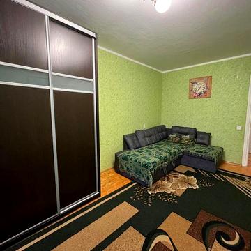 Здається 1 кімнатна квартира, Центр