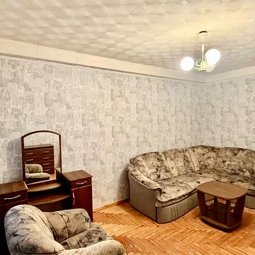 Василя Сергієнка вул. (Задніпровська), 36