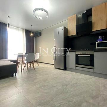 Віктора Некрасова вул. (Північно-Сирецька), 10