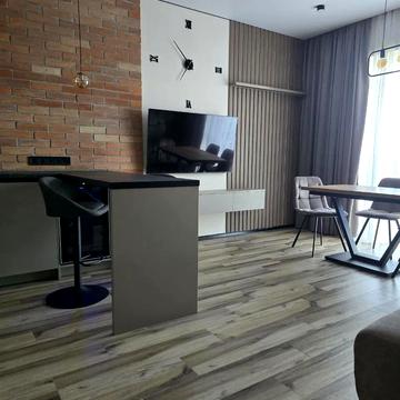 Добровольців пров., 3