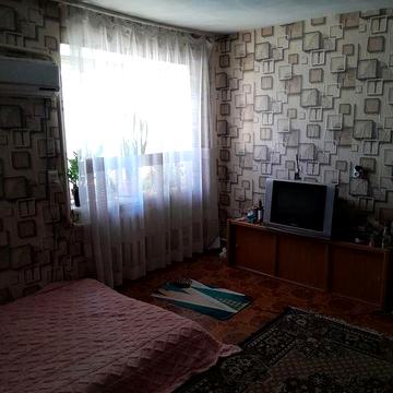 Квартира снять. Трёхкомнатная квартира. Малиновский район