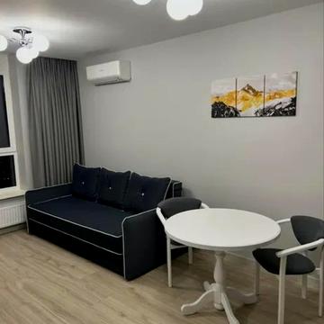 Олени Теліги вул., 25