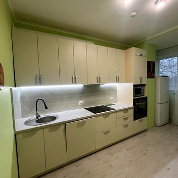 Верховинна вул., 35