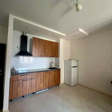 Валерія Самофалова вул. (Каманіна), 16