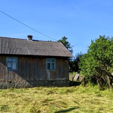 Земельний участок з будинком с. Нова Скварява