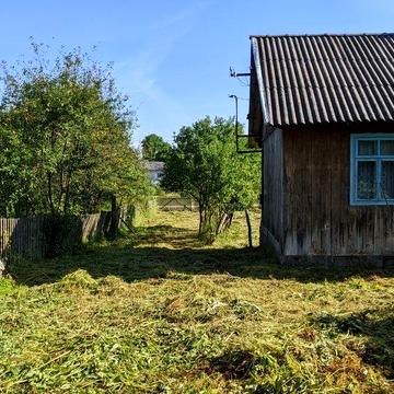 Земельний участок з будинком с. Нова Скварява