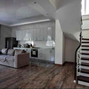 Отличный 2х этажный ДОМ Киевский район госакт