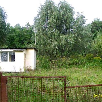 Земельный участок ( 11 соток) на берегу  озера.  После 3й Глевахи