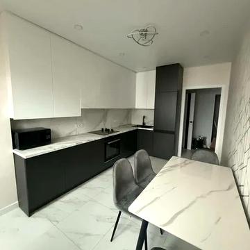 Промислова вул., 1