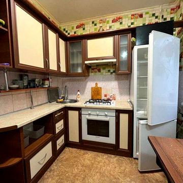 Сдам 2-к.кв.1/5,Правый берег,Зестафонская,14