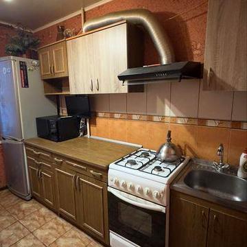 Продам 2 к.кв-ру ул.Чумаченко5/9