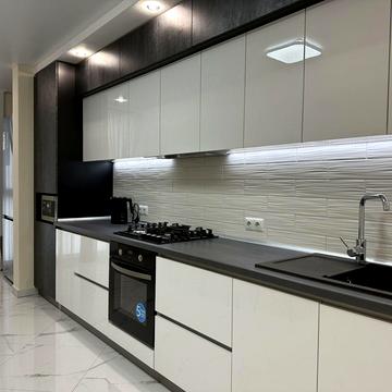 Білогірська вул., 1-К